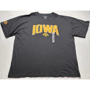 Iowa Hawkeyes Champion Shirt Short Sleeve Crewneck Embroidered Mens 2XL XXL NWOT